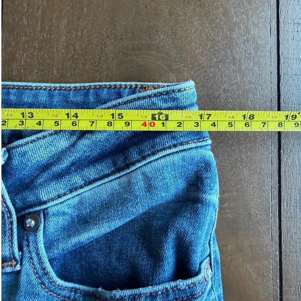 Express Conscious Edit Slim Ankle Jeans Medium Wash Size 31 / 12